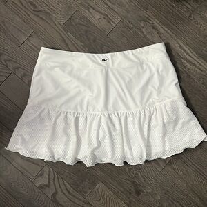Vineyard vines Performance tennis/golf skirt size large